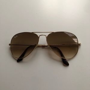 Gradient aviator rayband sunglasses